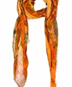 CASA DREE SALAI Chapter I The Lover Scarf All